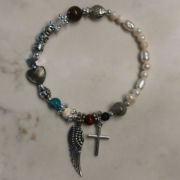 CHARITY - Silver Life of Jesus Bracelet - Picture 2 of 7